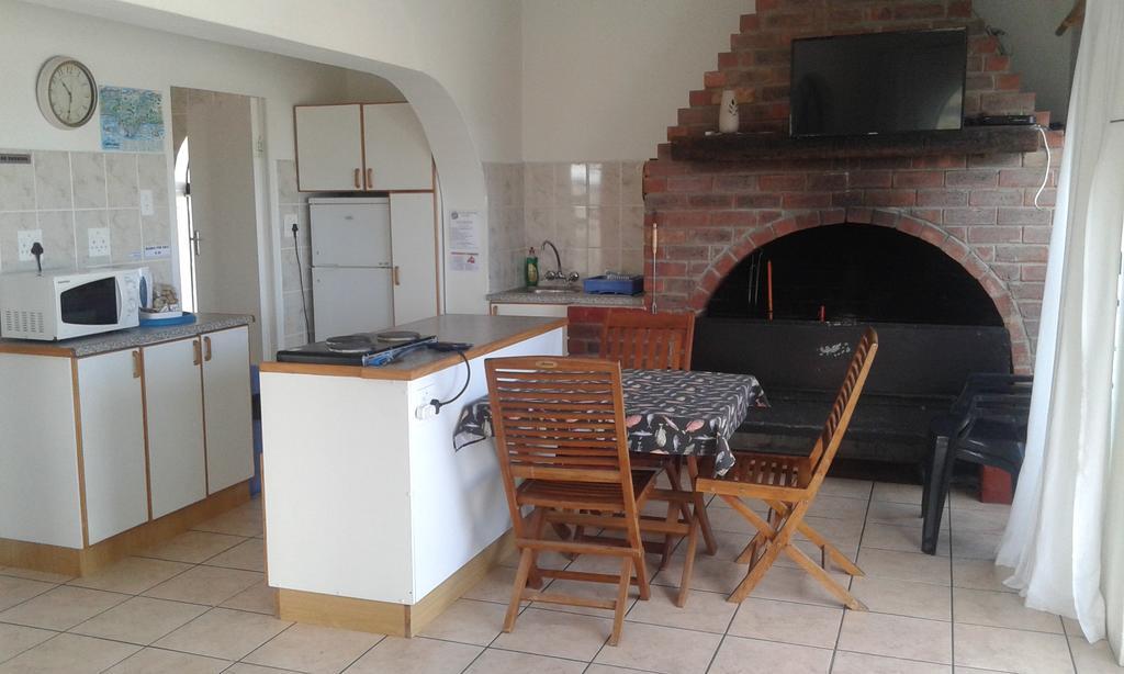 Oom Piet Accommodation Gansbaai Buitenkant foto