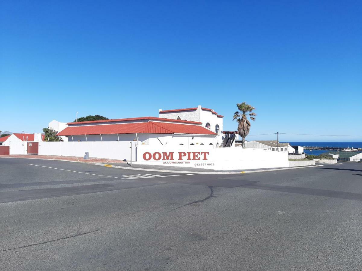 Oom Piet Accommodation Gansbaai Buitenkant foto