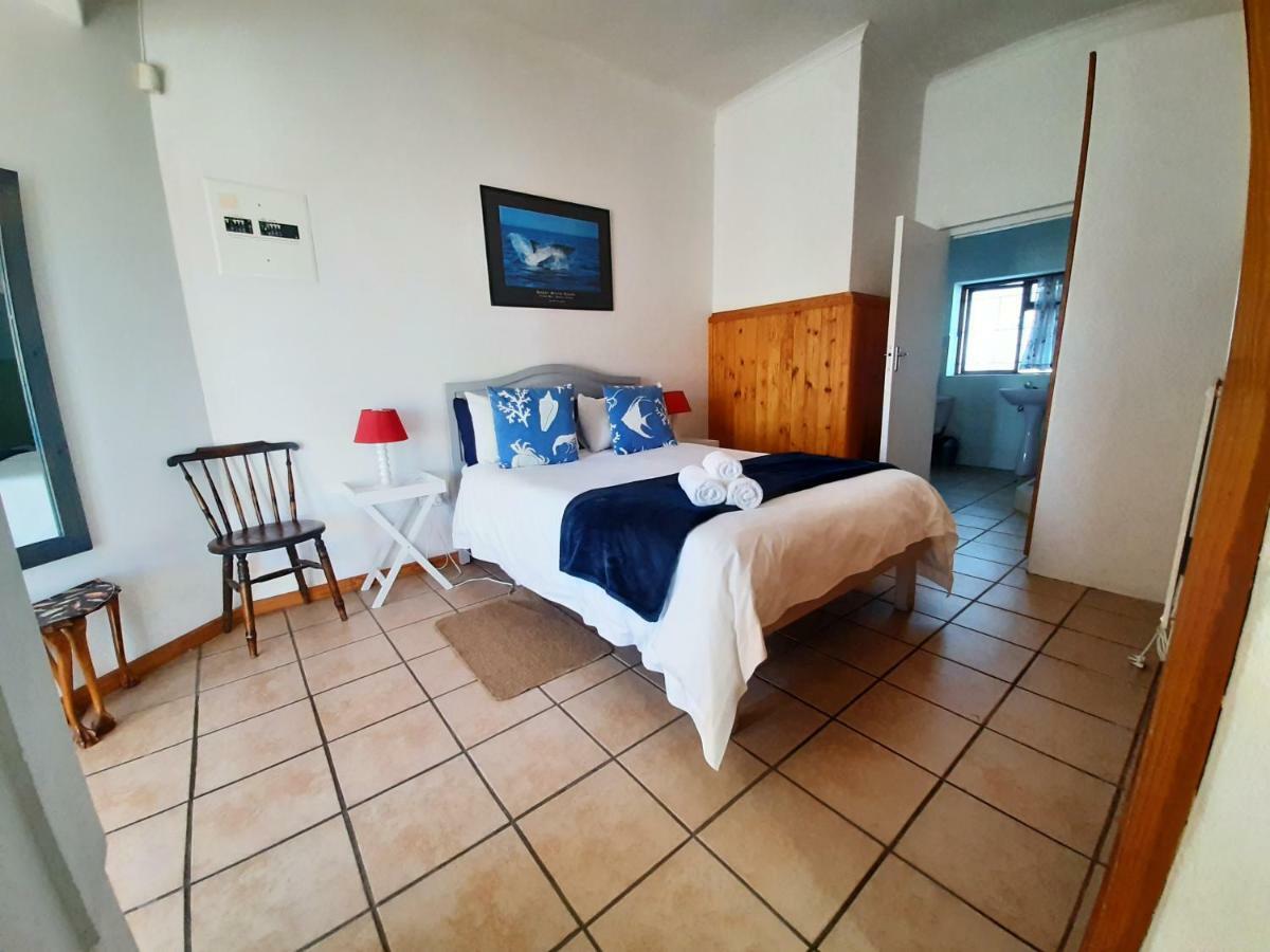 Oom Piet Accommodation Gansbaai Buitenkant foto